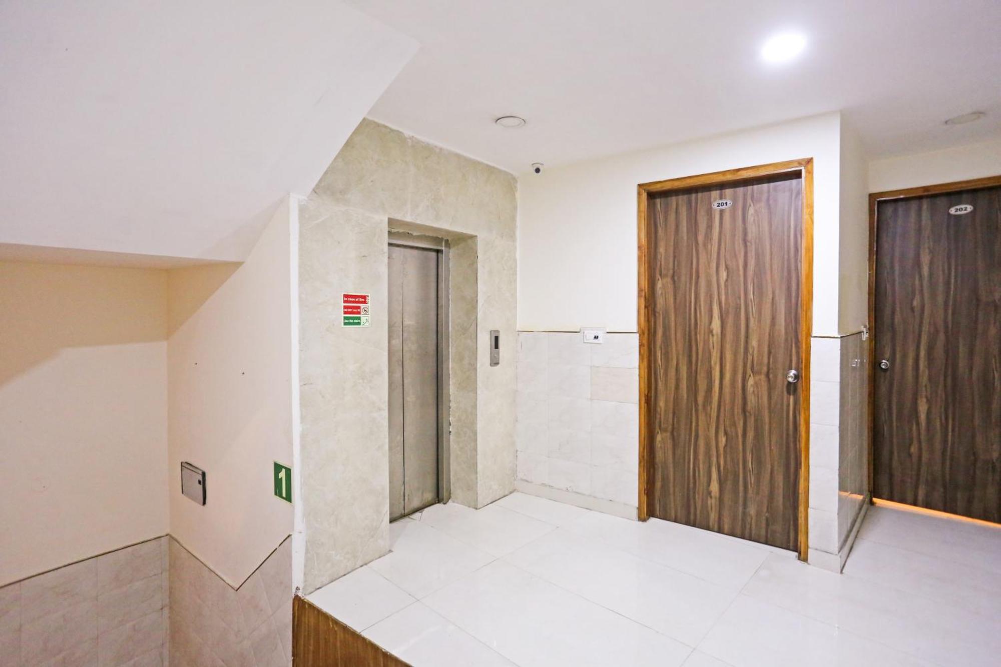 Hotel Happy Stay Delhi Airport Nova Deli Exterior foto